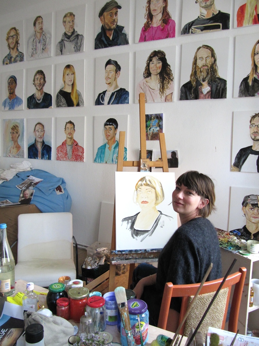 henrieke ribbe in ihrem atelier, 2014